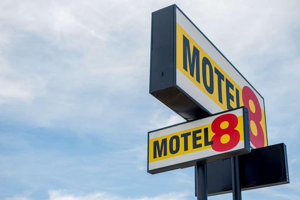Motel 8 Rock Springs Ngoại thất bức ảnh